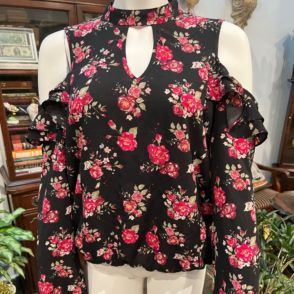 Self Esteem size large floral blouse